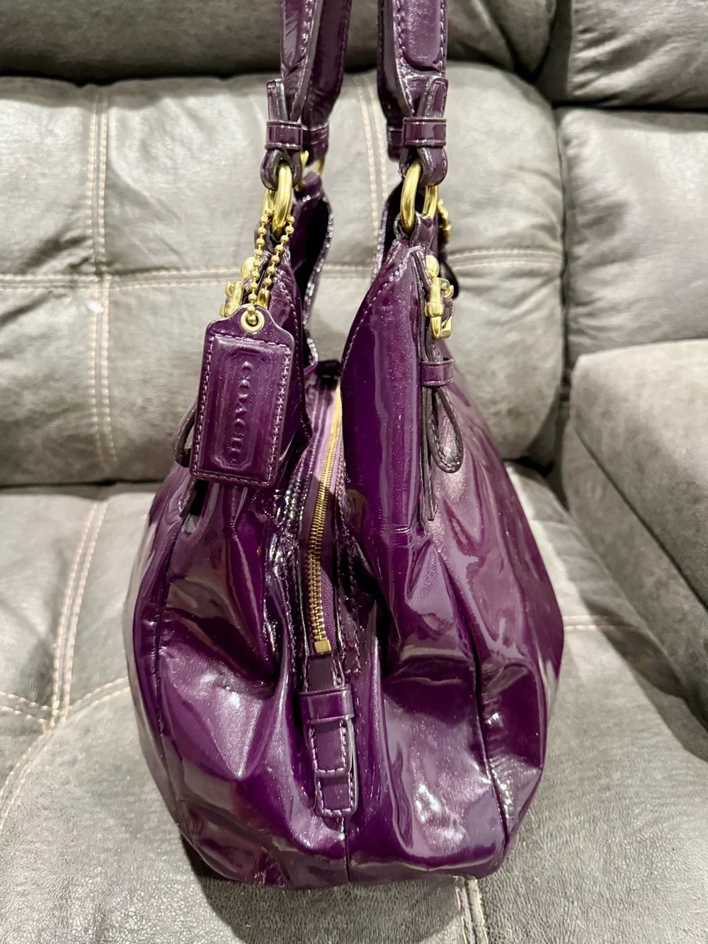 Vintage Coach Madison Maggie Hobo Purple Patent Shoulder Bag